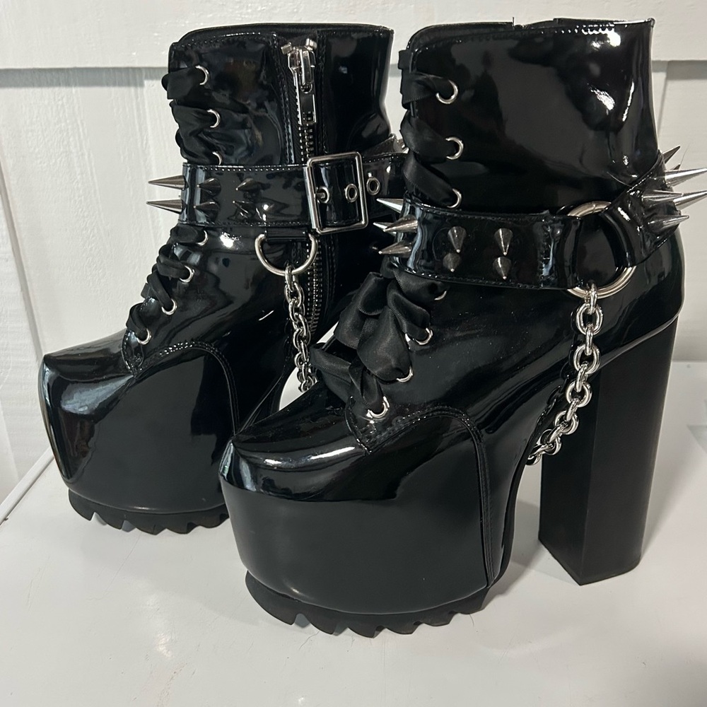 Dolls Kill Black Platform Boots - Picture 2 of 4